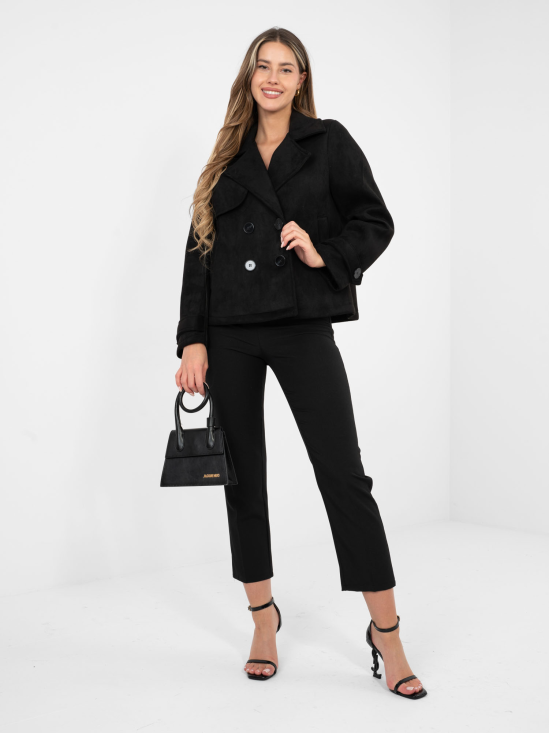 Krátky elegantný kabátik s dvojradovým zapínaním – Čierny Krátky elegantný kabátik s dvojradovým zapínaním – Čierny